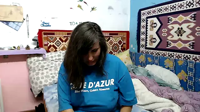 Snapshot of AdelineBlueEyes chatting on 8, 10, 2025 AdelineBlueEyes online show from 8, 10, 2025