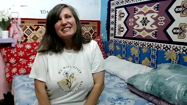 Snapshot of AdelineBlueEyes chatting on 25, 10, 2025 AdelineBlueEyes online show from 25, 10, 2025