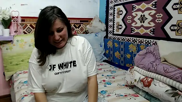 Snapshot of AdelineBlueEyes chatting on 11, 11, 2025 AdelineBlueEyes online show from 11, 11, 2025