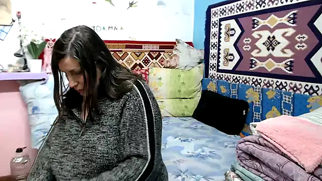 Snapshot of AdelineBlueEyes chatting on 15, 11, 2025 AdelineBlueEyes online show from 15, 11, 2025