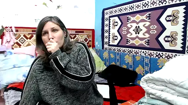 Snapshot of AdelineBlueEyes chatting on 16, 11, 2025 AdelineBlueEyes online show from 16, 11, 2025