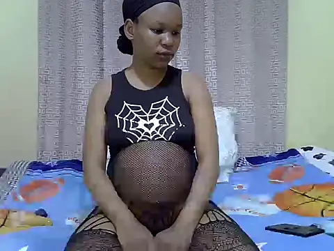 Snapshot of sweet_love002 chatting on 11, 1, 2025 sweet love002 online show from 11, 1, 2025