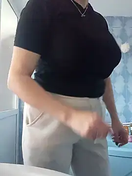 KristenVega online show from 12, 2, 2025