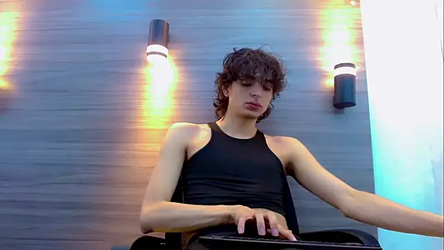 Sr BonnyEthan online show from 24, 3, 2026