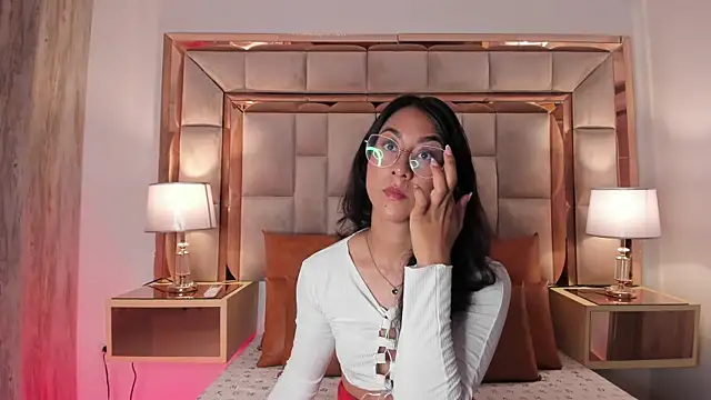 DaraBeckett online show from 20, 1, 2025