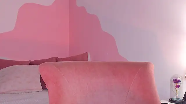 DaraBeckett online show from 3, 12, 2025