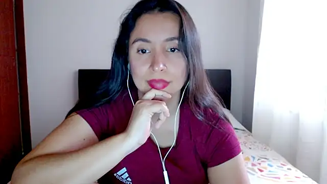 emely sexx20 online show from 25, 9, 2025