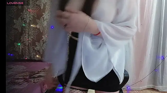 Snapshot of Lanian_99 chatting on 26, 11, 2025 Lanian 99 online show from 26, 11, 2025