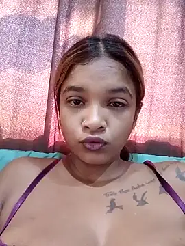 Snapshot of Indianqueen03 chatting on 21, 2, 2025 Indianqueen03 online show from 21, 2, 2025
