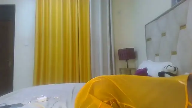 Snapshot of Fine_assie chatting on 17, 2, 2025 Fine assie online show from 17, 2, 2025