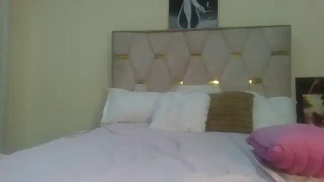 Snapshot of Fine_assie chatting on 23, 2, 2025 Fine assie online show from 23, 2, 2025