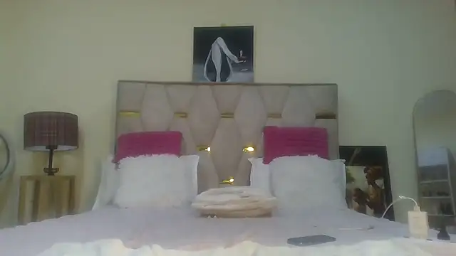 Snapshot of Fine_assie chatting on 9, 3, 2025 Fine assie online show from 9, 3, 2025