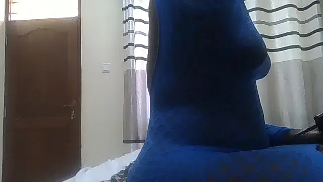 Snapshot of Fine_assie chatting on 26, 9, 2025 Fine assie online show from 26, 9, 2025