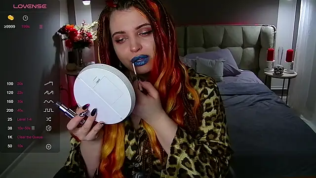 Miss Maya Mils online show from 29, 1, 2025