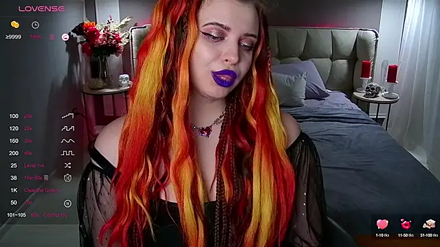 Miss Maya Mils online show from 3, 2, 2025