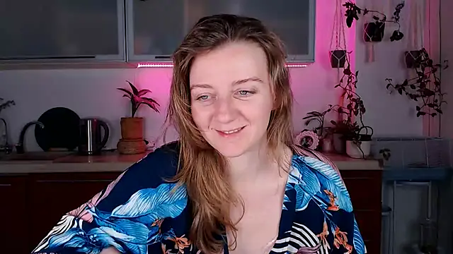 Elly Helly online show from 8, 12, 2024