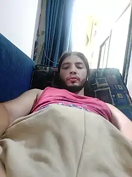 Snapshot of kleineid77 chatting on 18, 9, 2025 kleineid77 online show from 18, 9, 2025