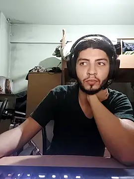 Snapshot of kleineid77 chatting on 2, 11, 2025 kleineid77 online show from 2, 11, 2025