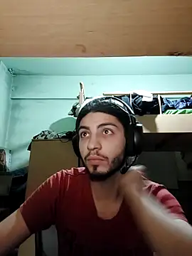 Snapshot of kleineid77 chatting on 5, 11, 2025 kleineid77 online show from 5, 11, 2025