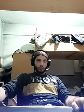 Snapshot of kleineid77 chatting on 19, 11, 2025 kleineid77 online show from 19, 11, 2025