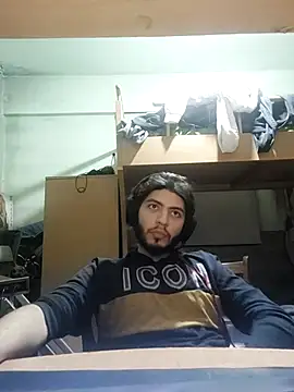 Snapshot of kleineid77 chatting on 14, 12, 2025 kleineid77 online show from 14, 12, 2025