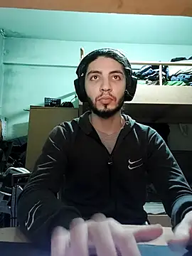 Snapshot of kleineid77 chatting on 14, 1, 2026 kleineid77 online show from 14, 1, 2026