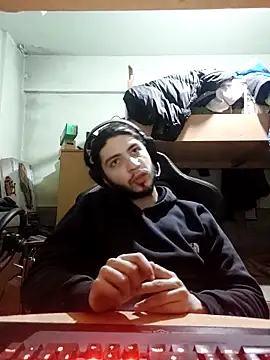 Snapshot of kleineid77 chatting on 19, 2, 2026 kleineid77 online show from 19, 2, 2026