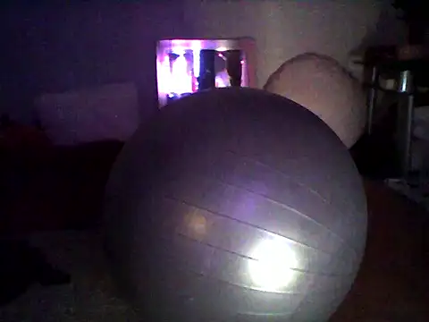 Snapshot of JessicaFitney chatting on 18, 2, 2025 JessicaFitney online show from 18, 2, 2025