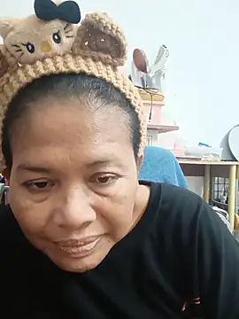 Fon Bigboobs online show from 4, 6, 2026