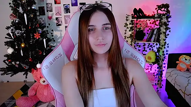 AliceCharmy online show from 12, 12, 2024