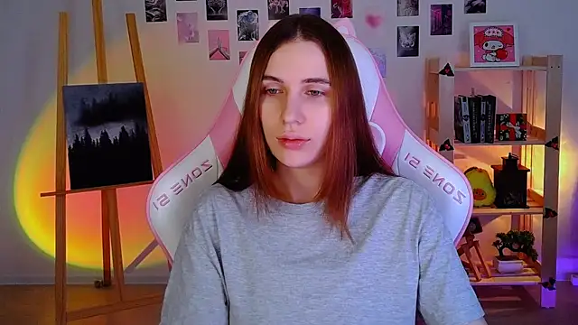 AliceCharmy online show from 7, 1, 2025