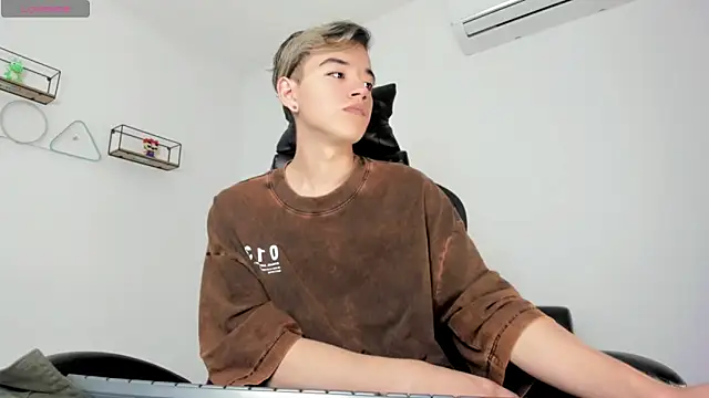 bunny maxi online show from 24, 2, 2025