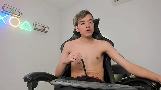 bunny maxi online show from 9, 3, 2025