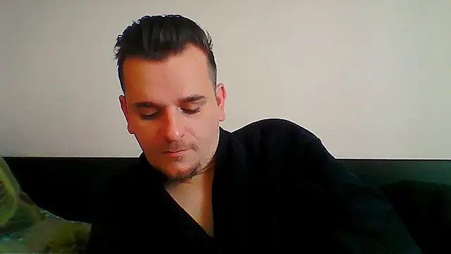 Snapshot of Huge_cock22cm chatting on 23, 4, 2026 Huge cock22cm online show from 23, 4, 2026
