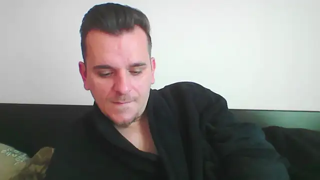Snapshot of Huge_cock22cm chatting on 26, 4, 2026 Huge cock22cm online show from 26, 4, 2026