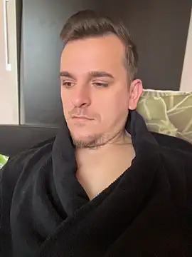 Snapshot of Huge_cock22cm chatting on 28, 4, 2026 Huge cock22cm online show from 28, 4, 2026