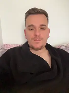 Snapshot of Huge_cock22cm chatting on 8, 5, 2026 Huge cock22cm online show from 8, 5, 2026
