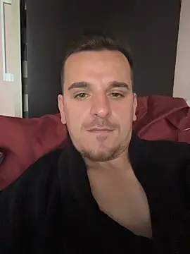 Snapshot of Huge_cock22cm chatting on 21, 5, 2026 Huge cock22cm online show from 21, 5, 2026