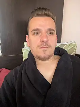 Snapshot of Huge_cock22cm chatting on 23, 5, 2026 Huge cock22cm online show from 23, 5, 2026