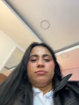 Brenda Garcia online show from 21, 11, 2025