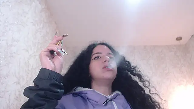 EmmaCowperr online show from 7, 1, 2025