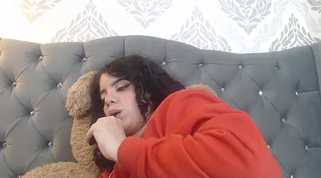 EmmaCowperr online show from 8, 3, 2025