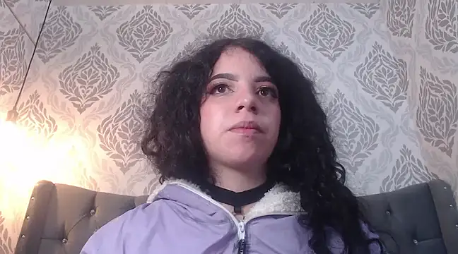 EmmaCowperr online show from 11, 3, 2025