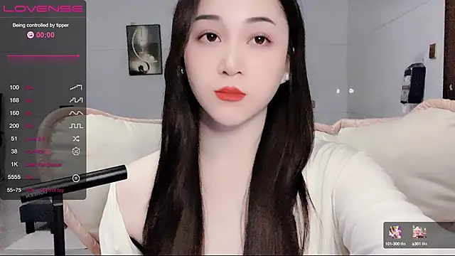 Snapshot of kolll88 chatting on 5, 1, 2025 kolll88 online show from 5, 1, 2025