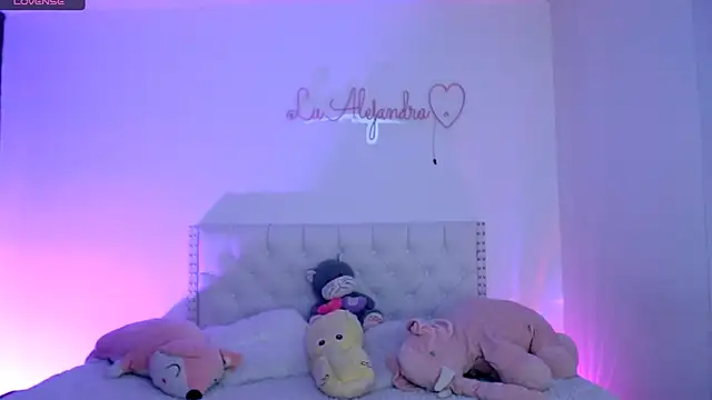 alee lenoxx online show from 24, 11, 2025