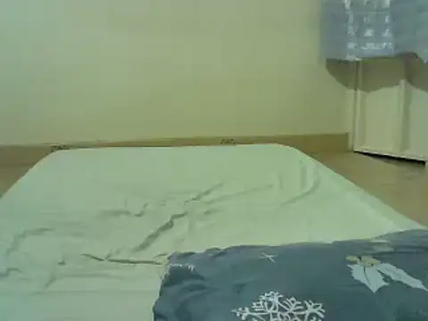 princess-cutie12 online show from 13, 3, 2025