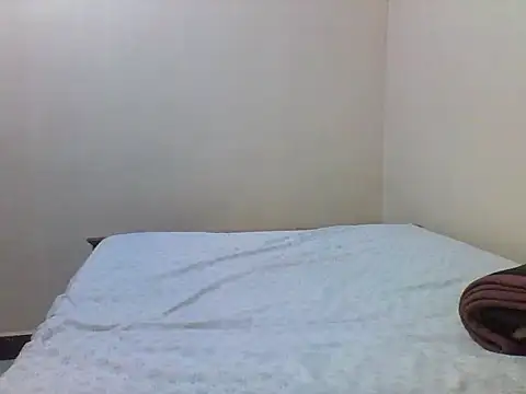 Snapshot of princess-cutie12 chatting on 18, 5, 2026 princess-cutie12 online show from 18, 5, 2026