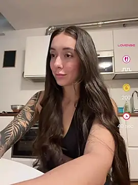 emiliasommer online show from 2, 6, 2026