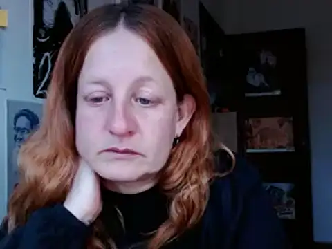 Snapshot of ViioletaMora chatting on 23, 6, 2026 ViioletaMora online show from 23, 6, 2026