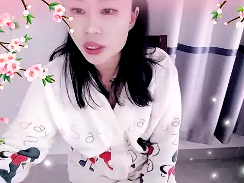 Snapshot of xiaoxuer chatting on 10, 12, 2024 xiaoxuer online show from 10, 12, 2024